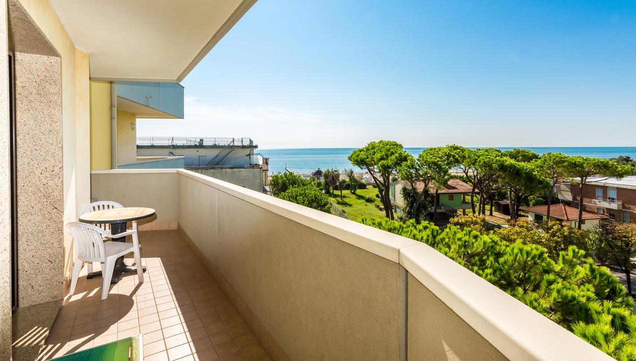 Residence California Lido di Jesolo Exterior foto